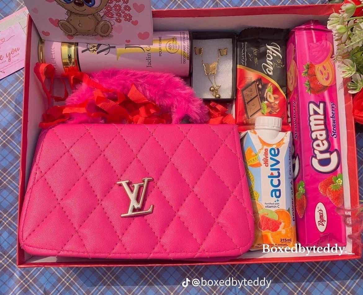 Gift box for girls 