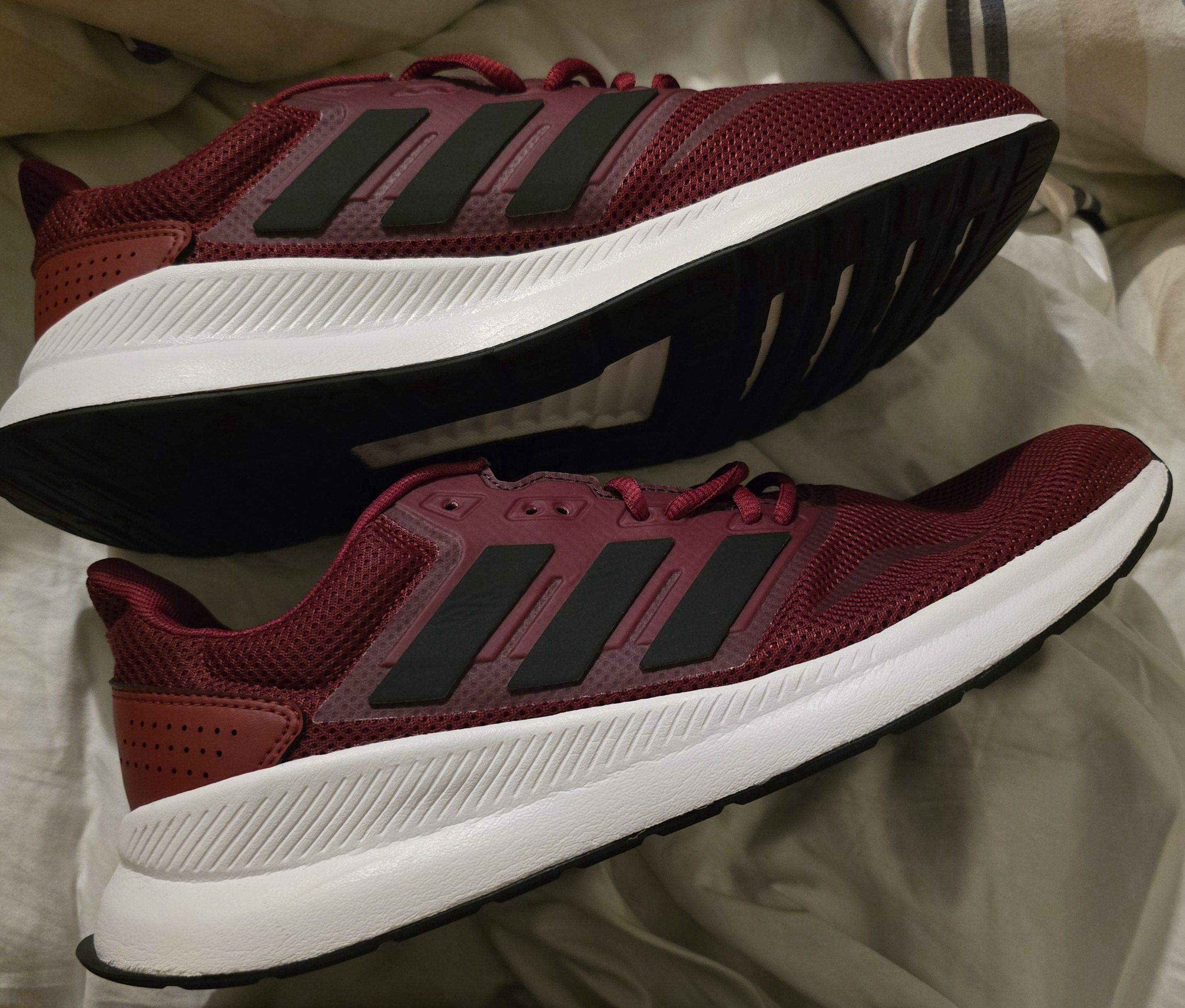 Adidas Sneakers 