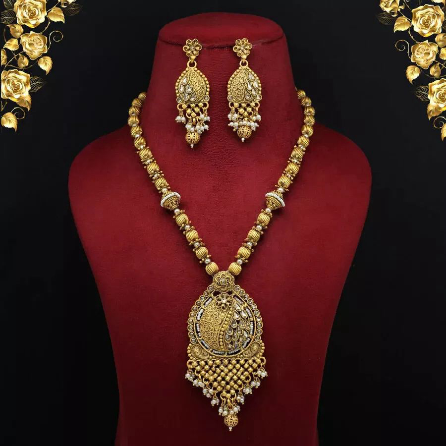 Gold Color Matte Gold Necklace Set
