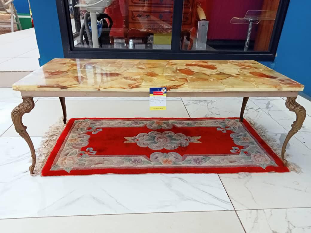 Table basse en marbre 