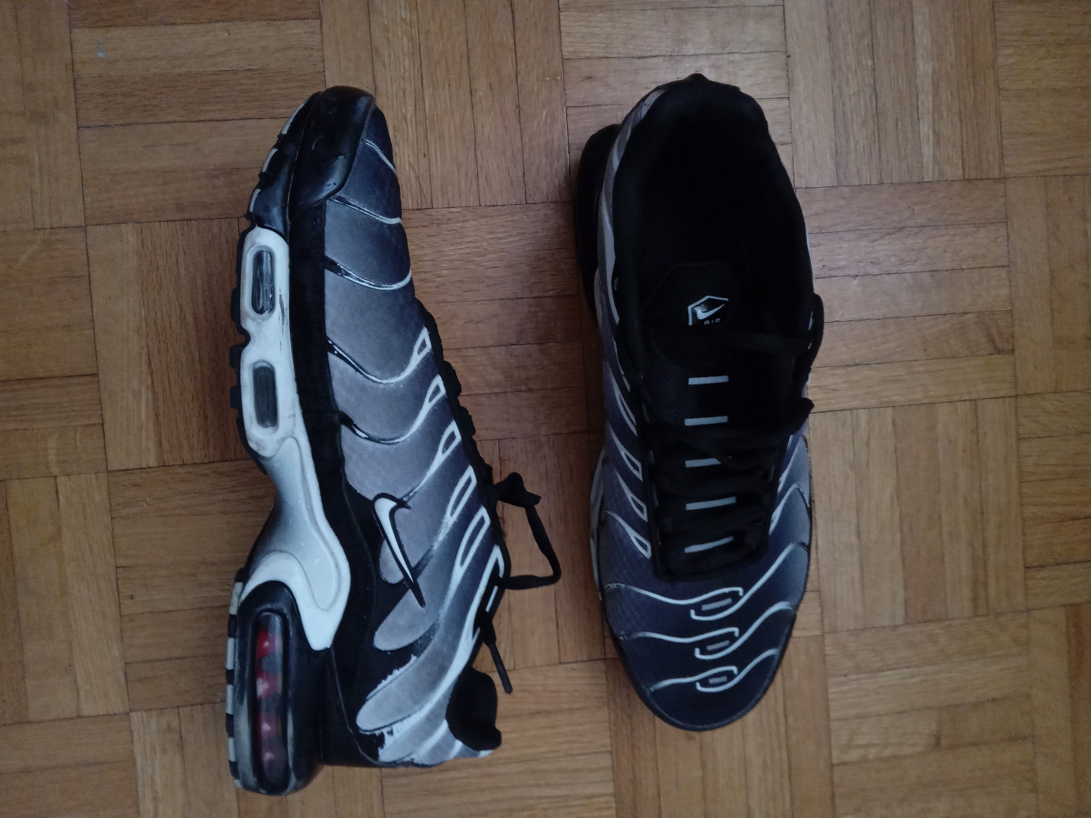 Chaussure Nike Tn