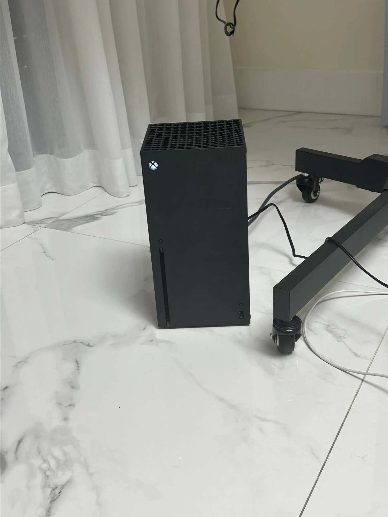 Good condition  Xbox Series X  1 TB