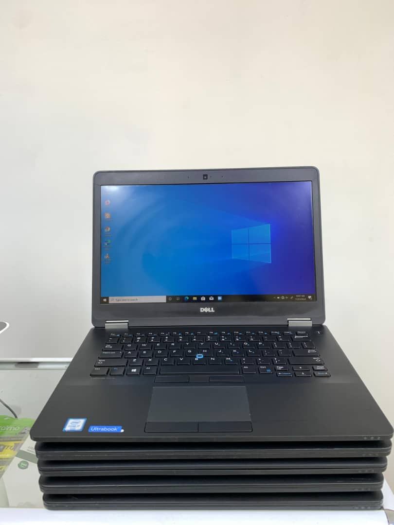 Dell latitude E7470 i5 6th gen 8/256 Intel i5