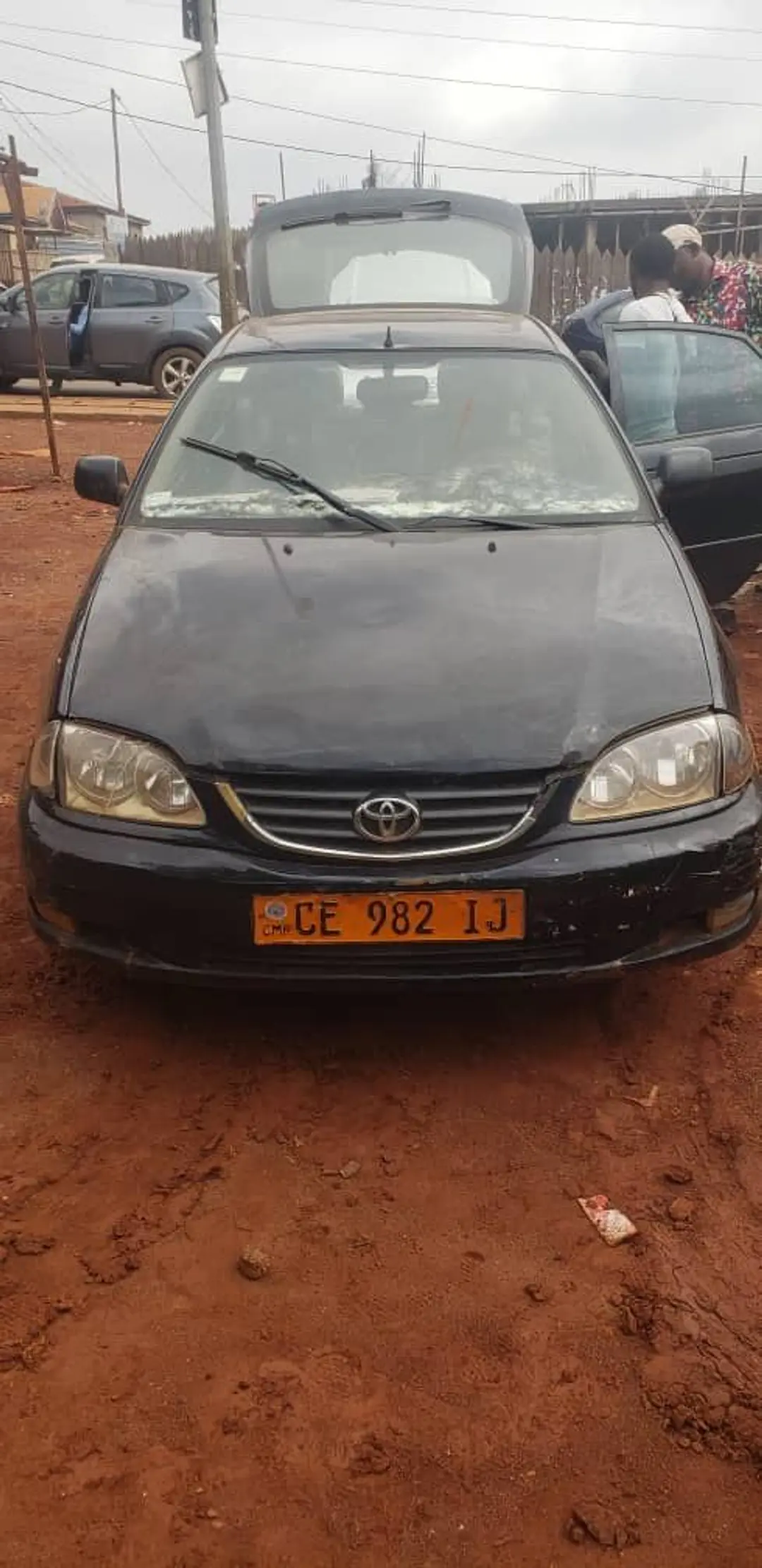 Avensis liftback