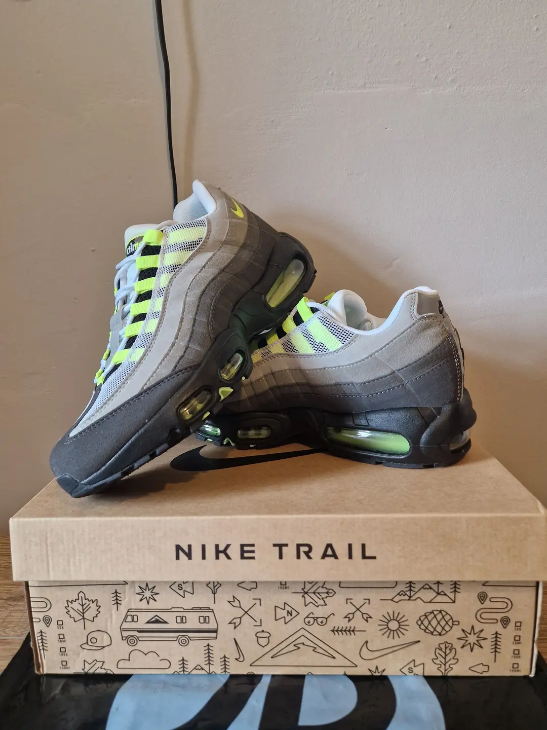 Nike airmax 95s size 9UK