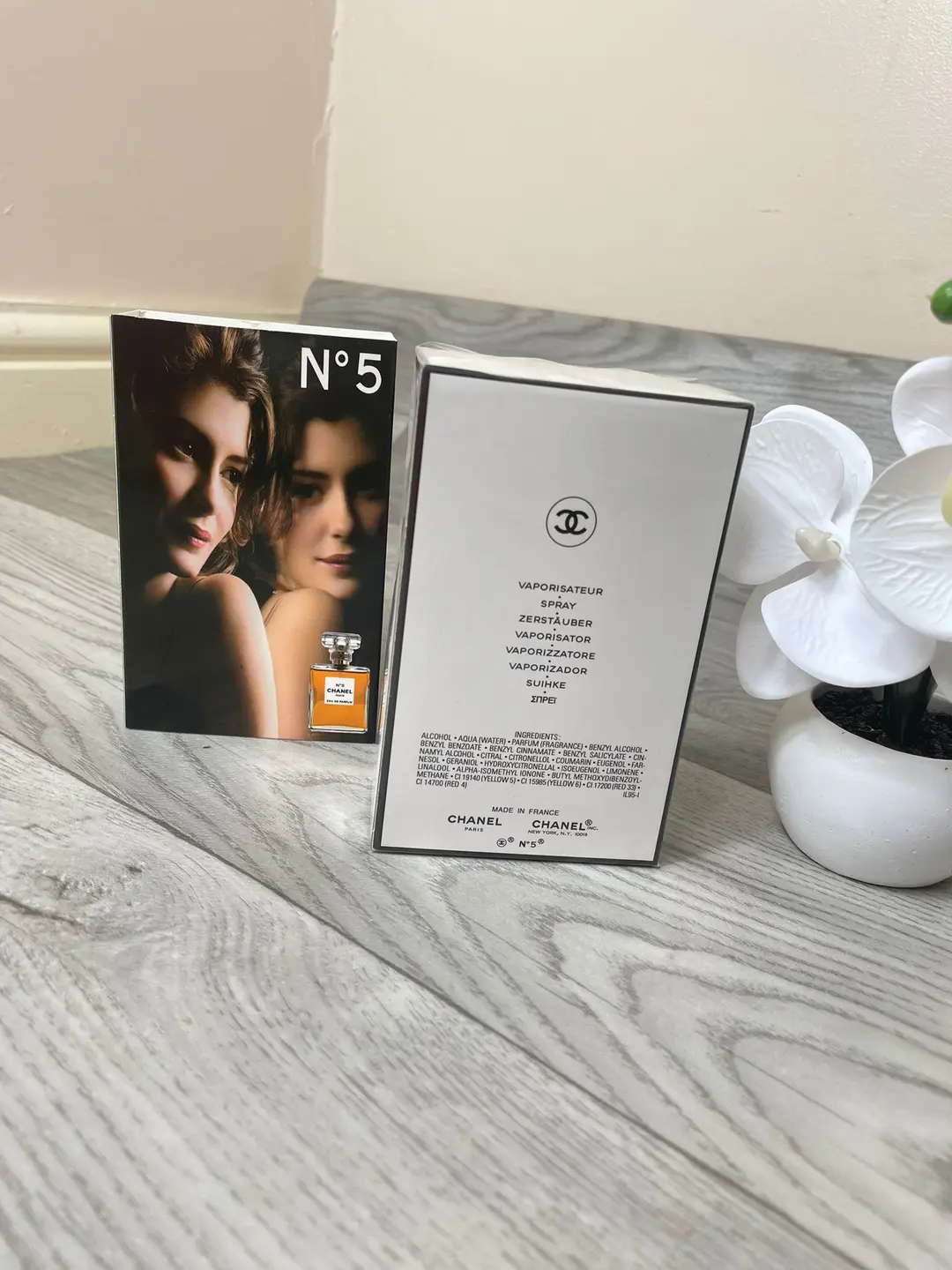 Ladies / women's perfume 