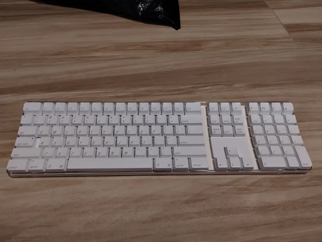 Apple Bluetooth Keyboard