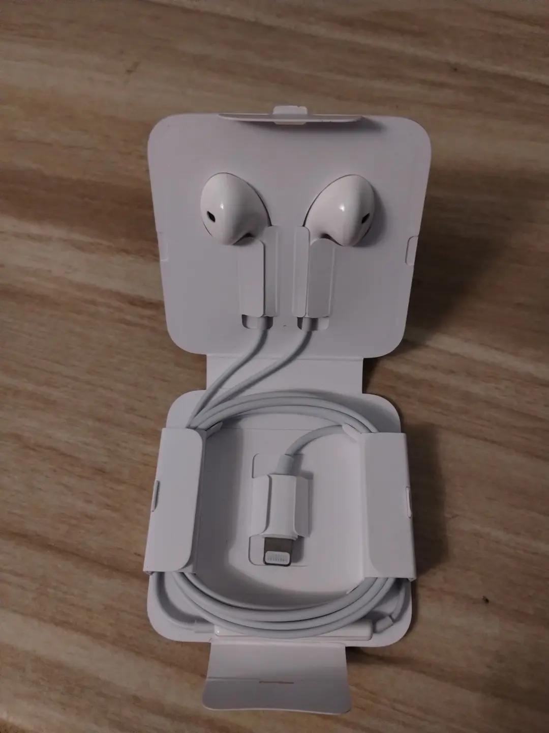 Apple EarPods Lightning Connector