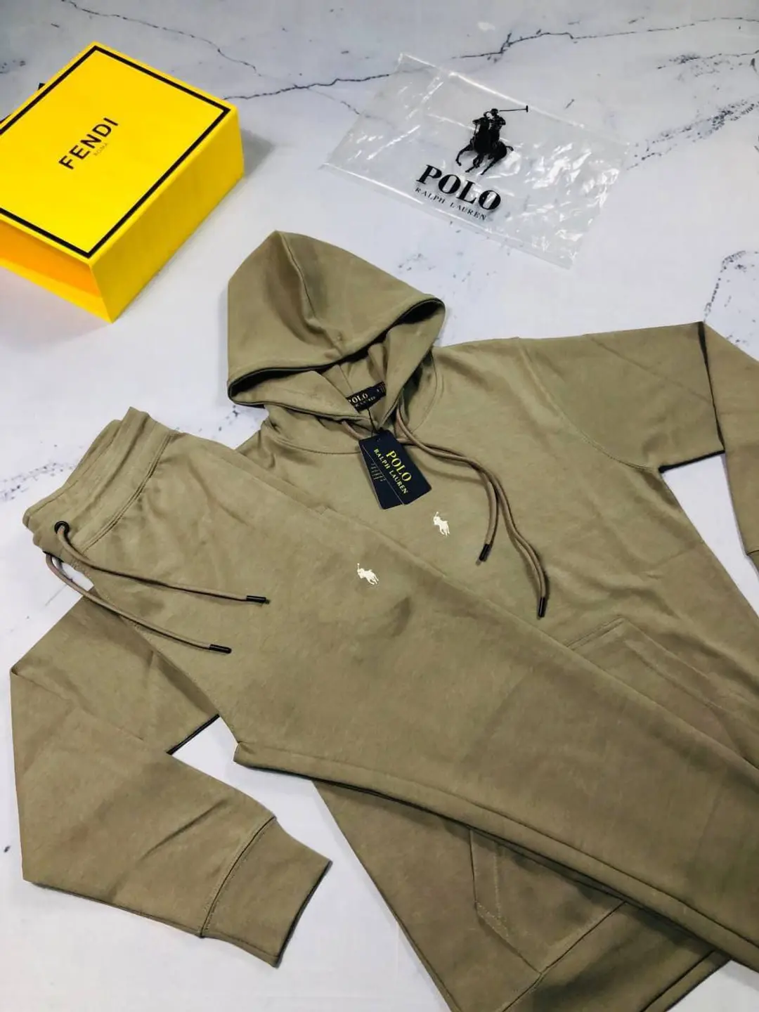 Tricksuit 