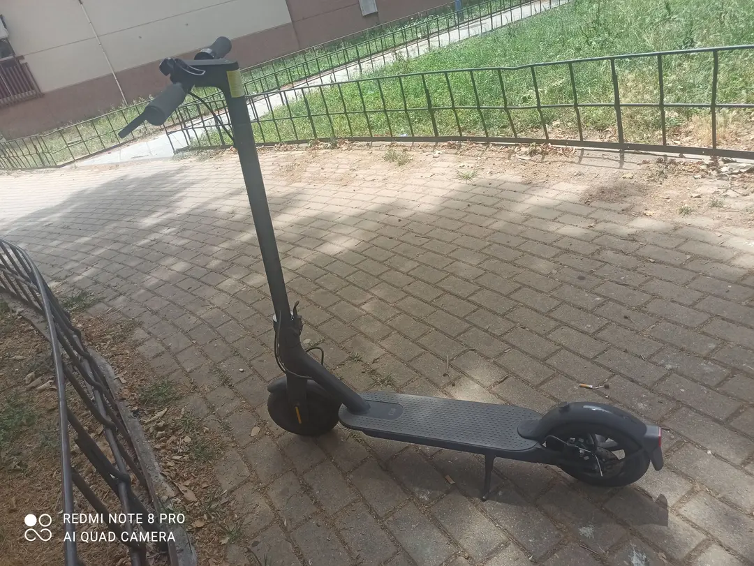 Patinete eléctrico Xiaomi Essential