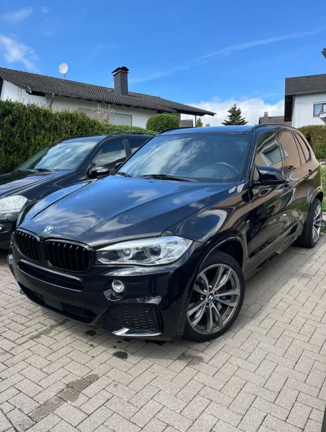 BMW X5 M50d Full Option – 381 PS – TÜV 2027 
