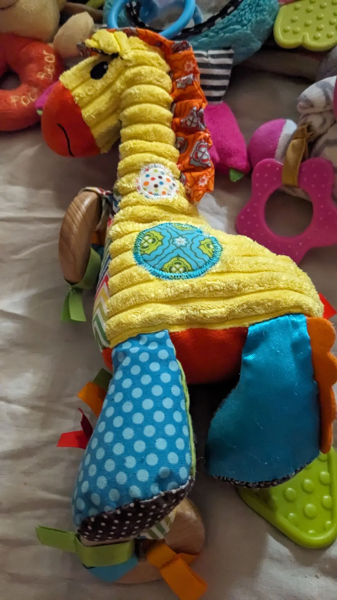 Infantino carseat baby toy 