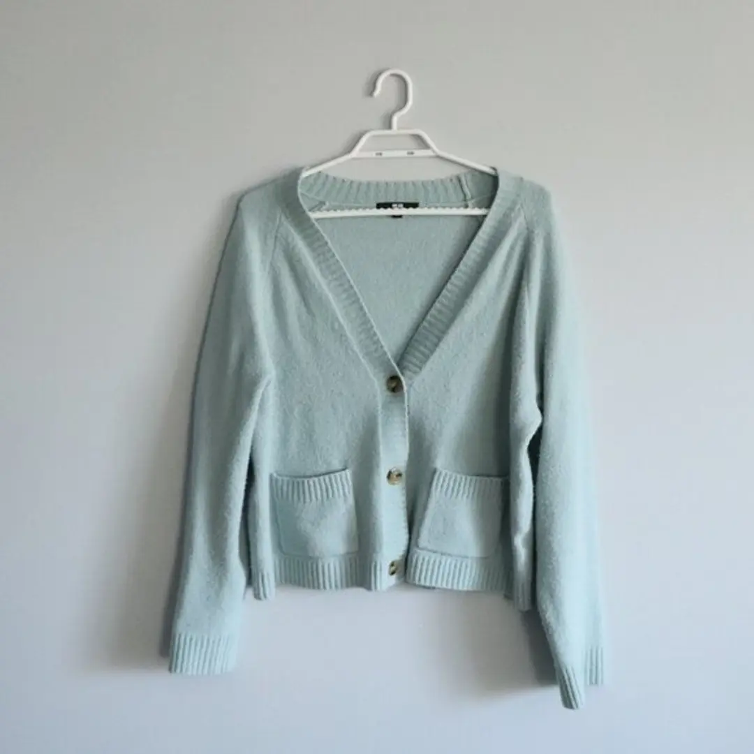 Uniqlo Women's Sz M Blue Souffle Buttoned Wool V-Neck Ribbed Stretch Cardigan