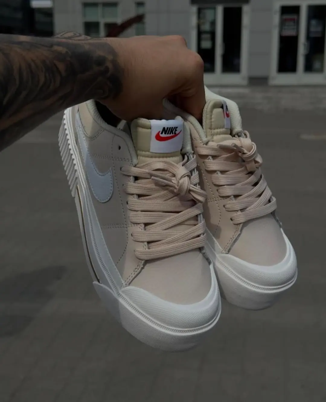 nike blazer mid platform Size 3-6 