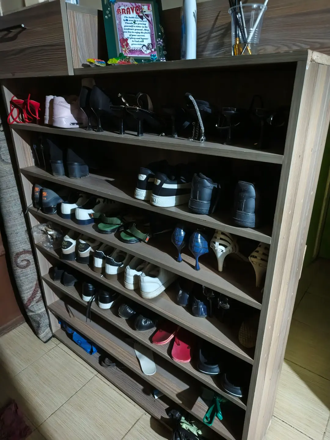 Shoe rack