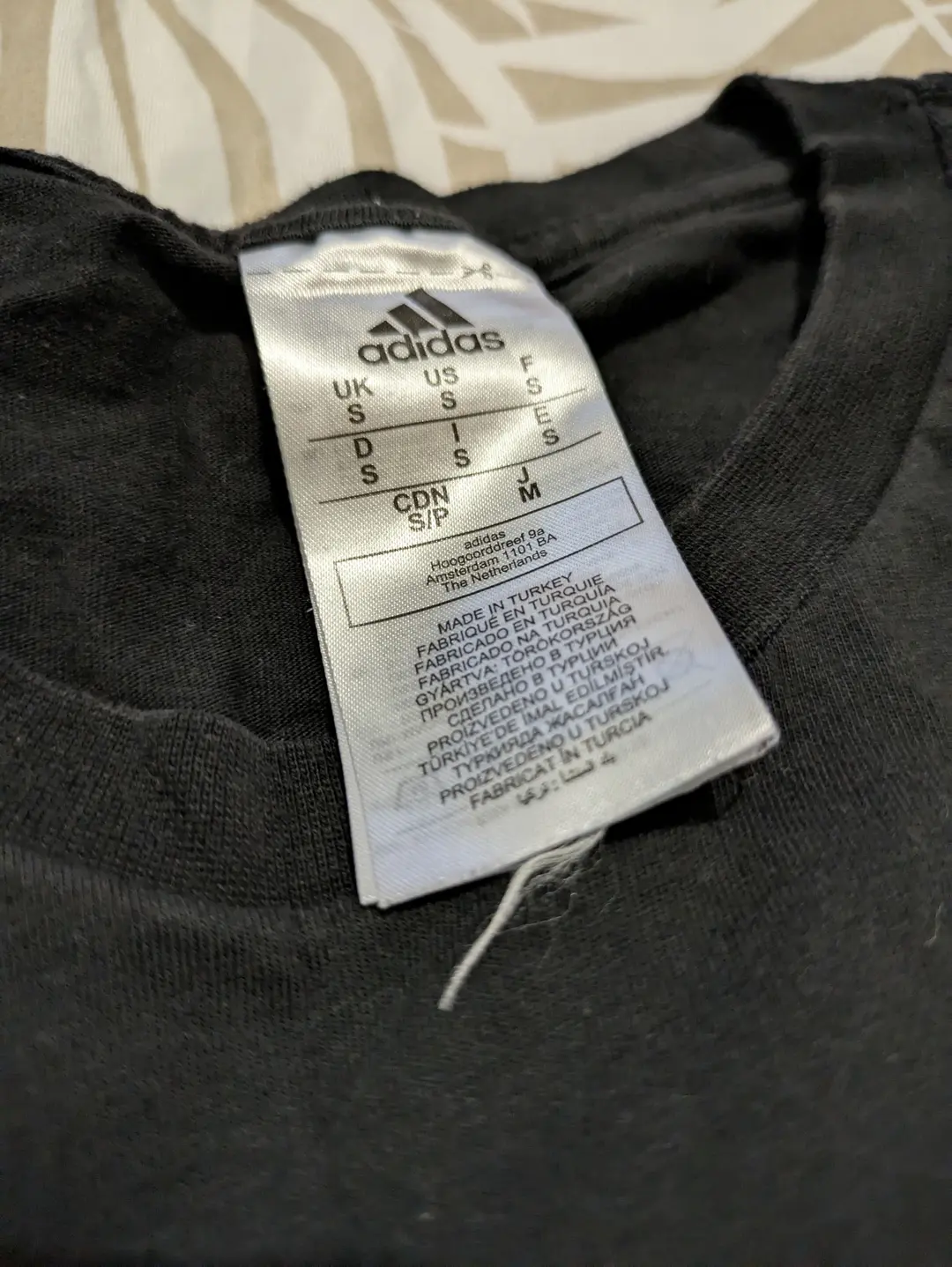 Black Adidas t shirt size small