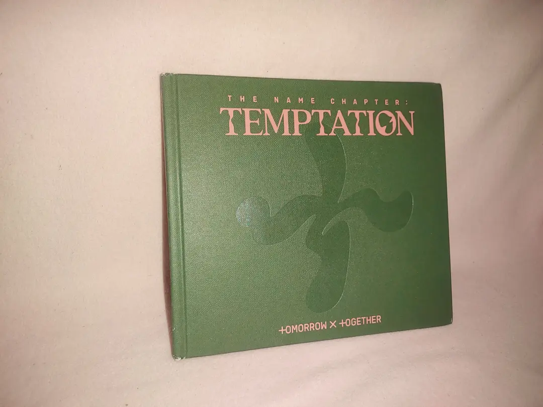 Album Temptation (TXT)