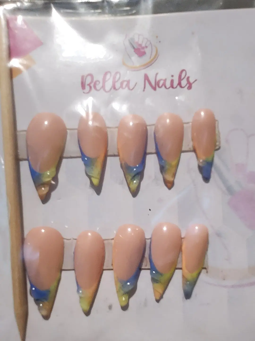 Nails 