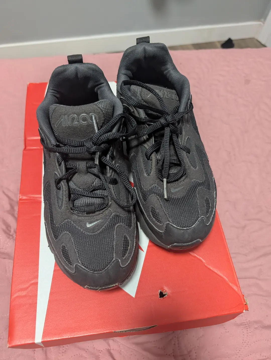Nike Air Max 200 noires – Taille 4Y (enfant/adolescent)