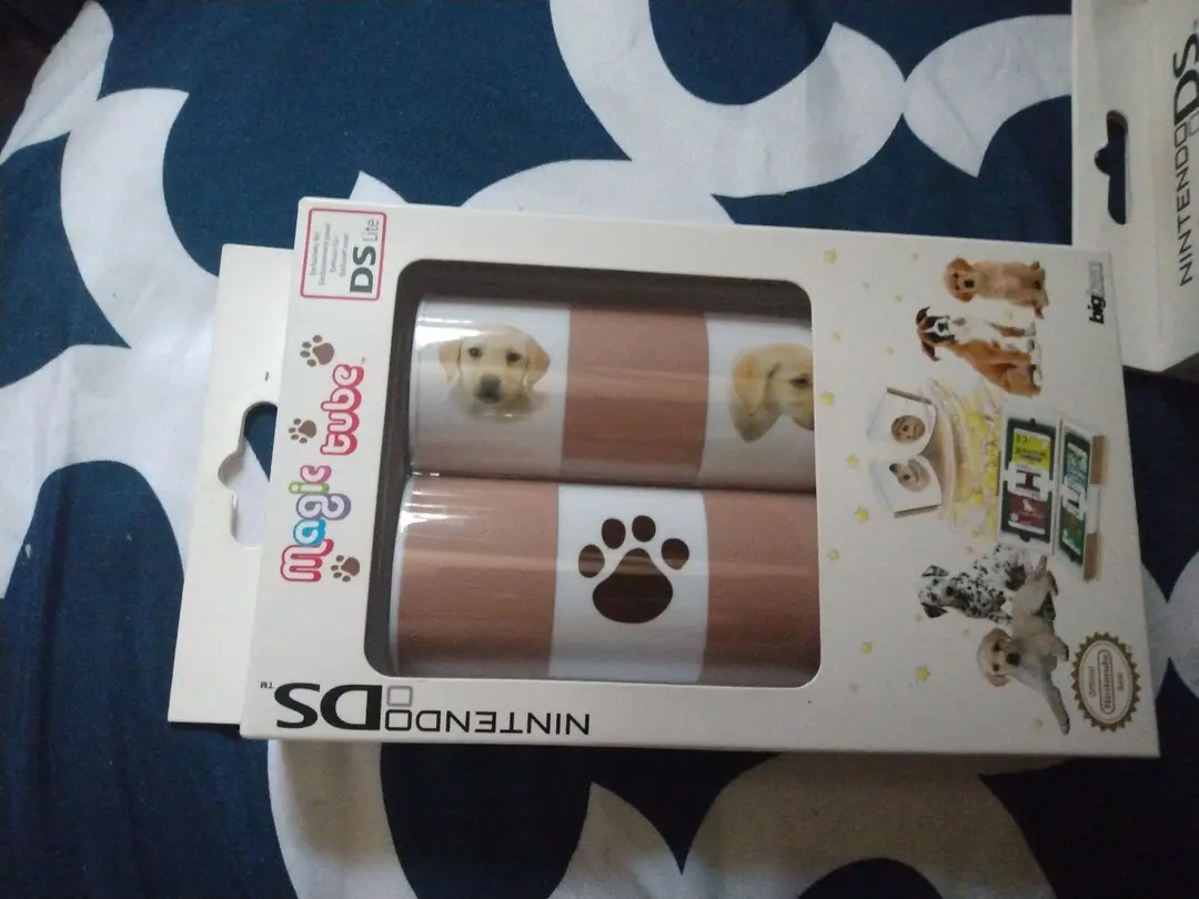 Boitier de rangement Nintendo DS capacité de rangemer 4 jeux et crayon 