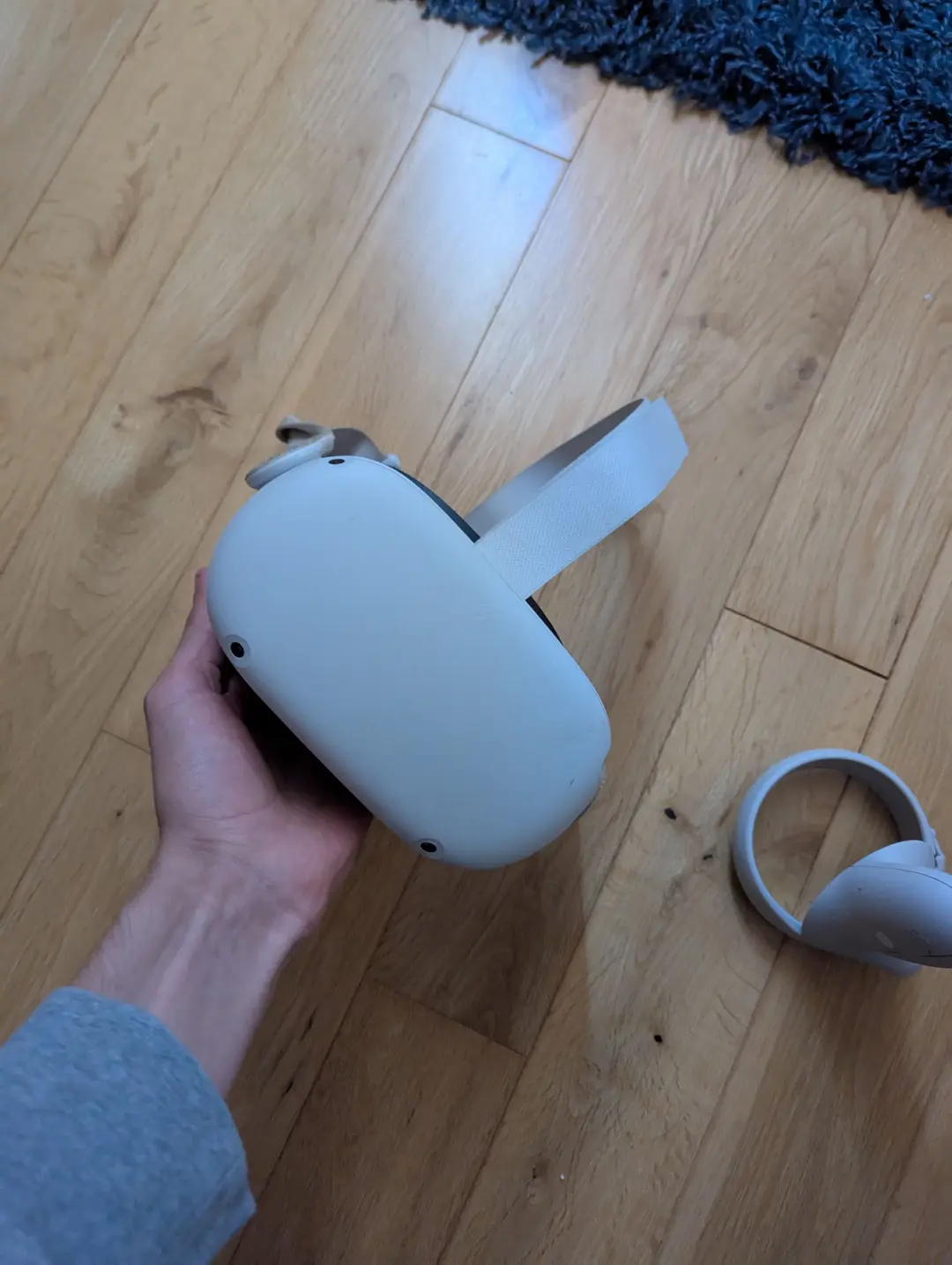 Oculus quest 2 headset
