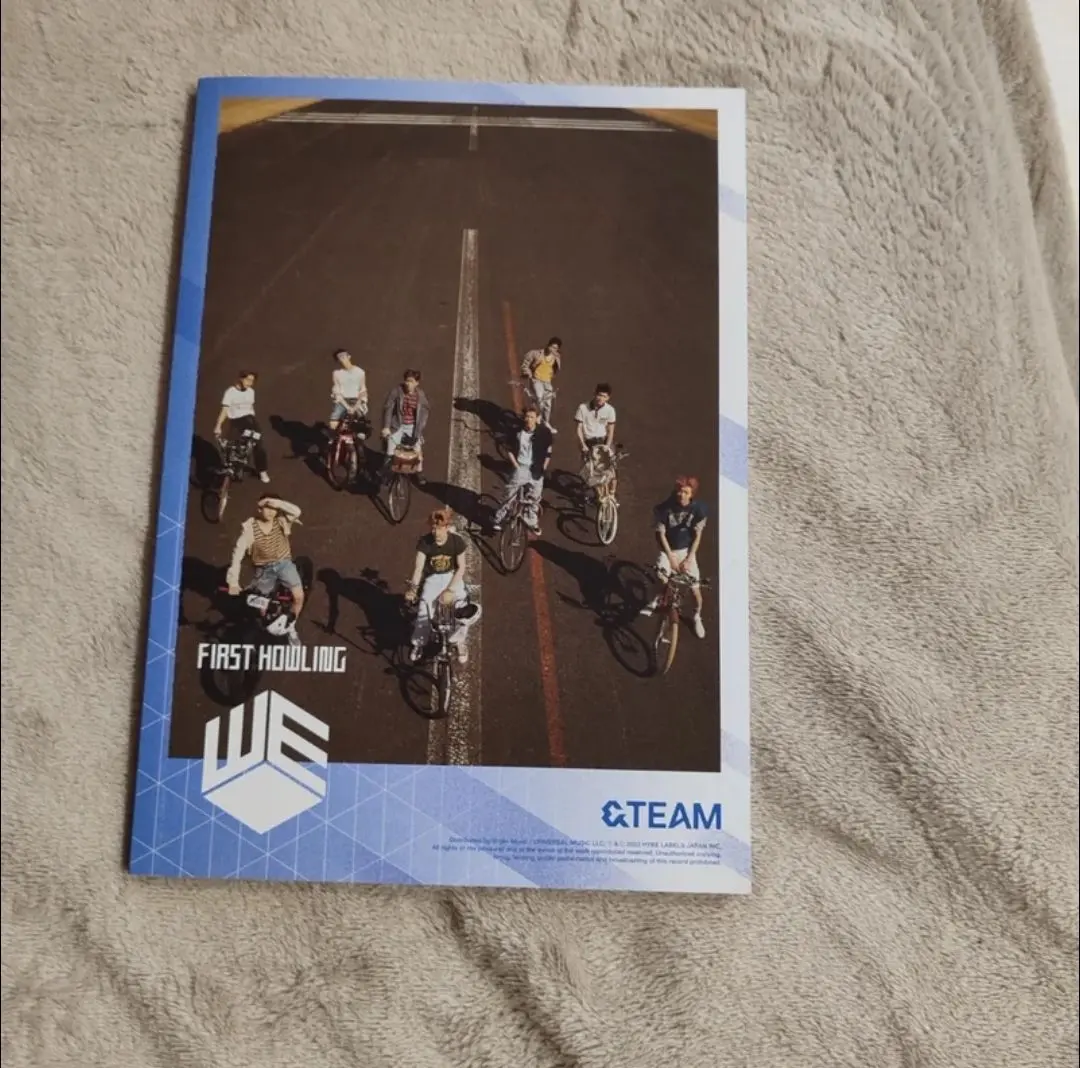 album of &team "first howling: we"