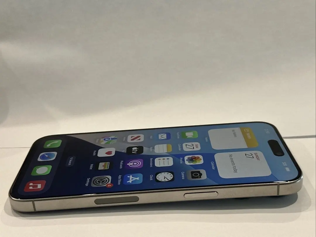Apple iPhone 15 pro max 256 Go blanc débloquer neuf Boîte ouverte État !