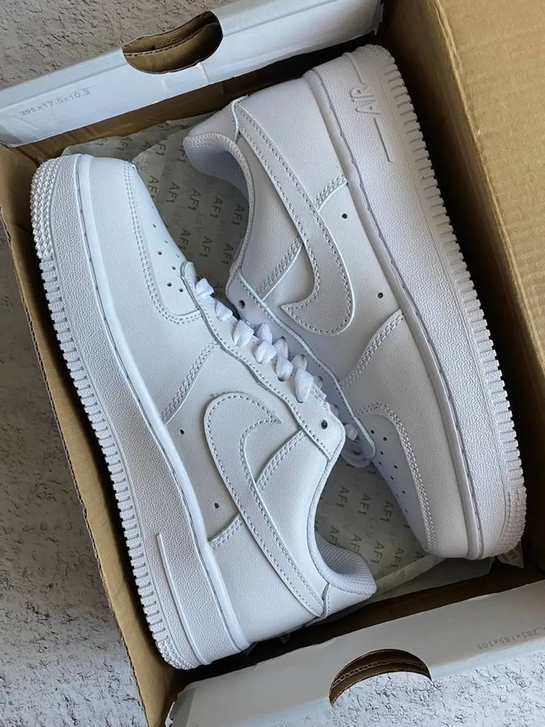 Airforce 1 available in both white and black