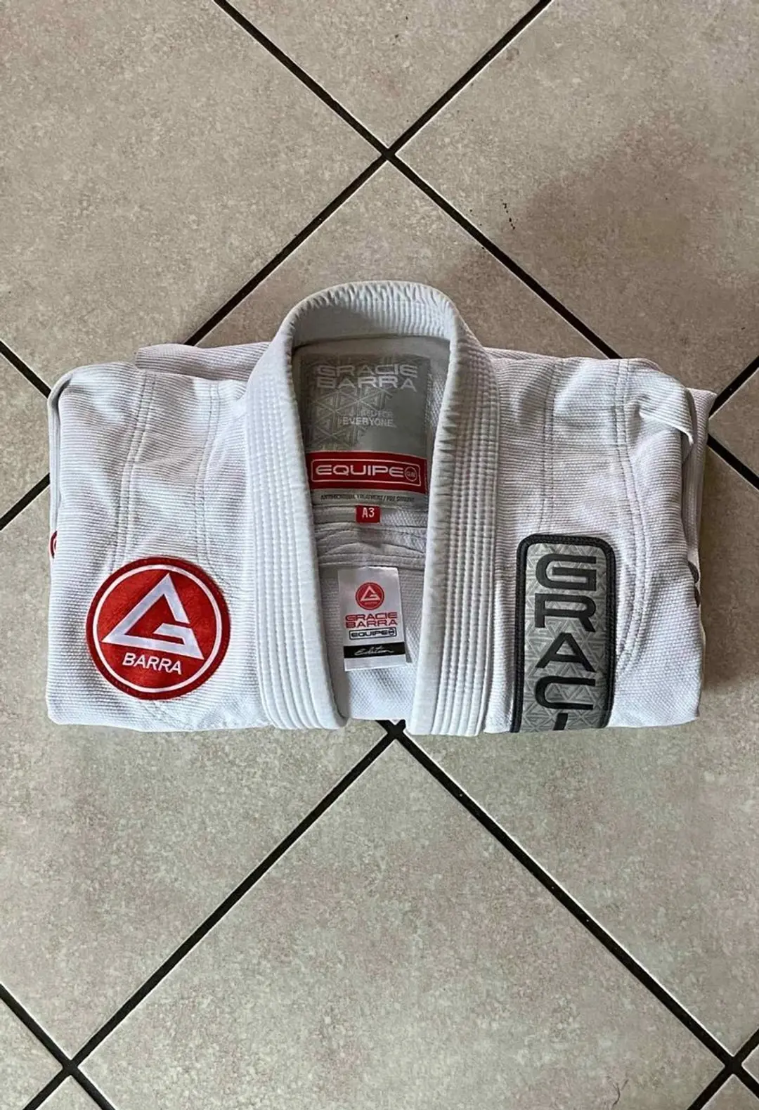 Gi (KIMONO) Jiu Jitsu brésilien GRACIE BARRA
