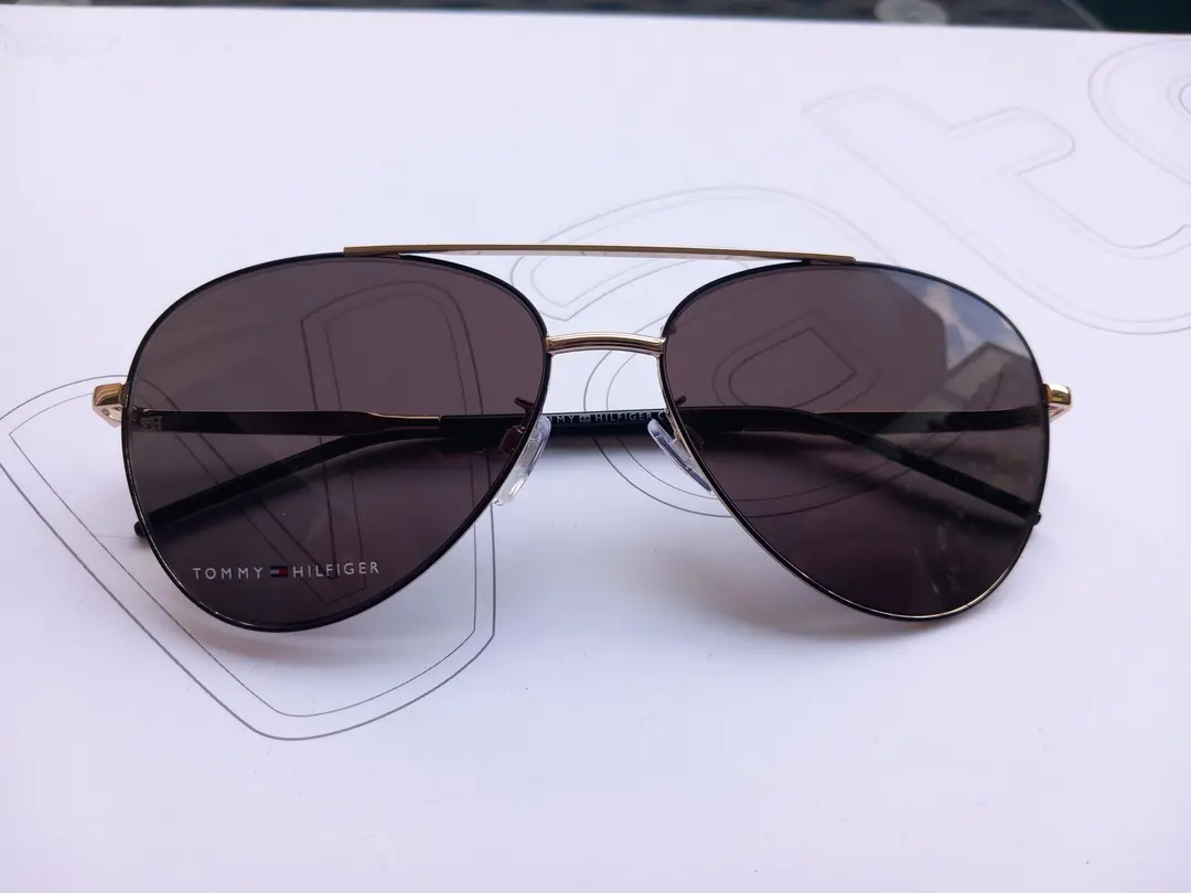 Lunettes de soleil