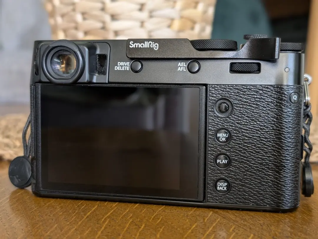 Fujifilm X100V – Excellent état + accessoires – Paris / Envoi France