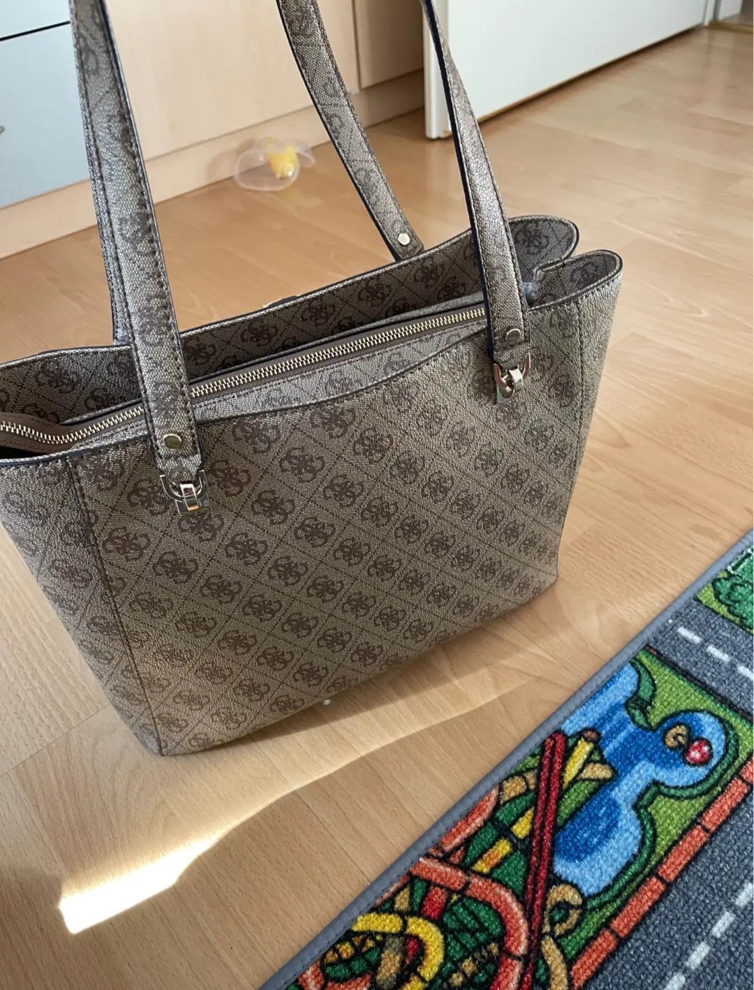 Sac à main Guess