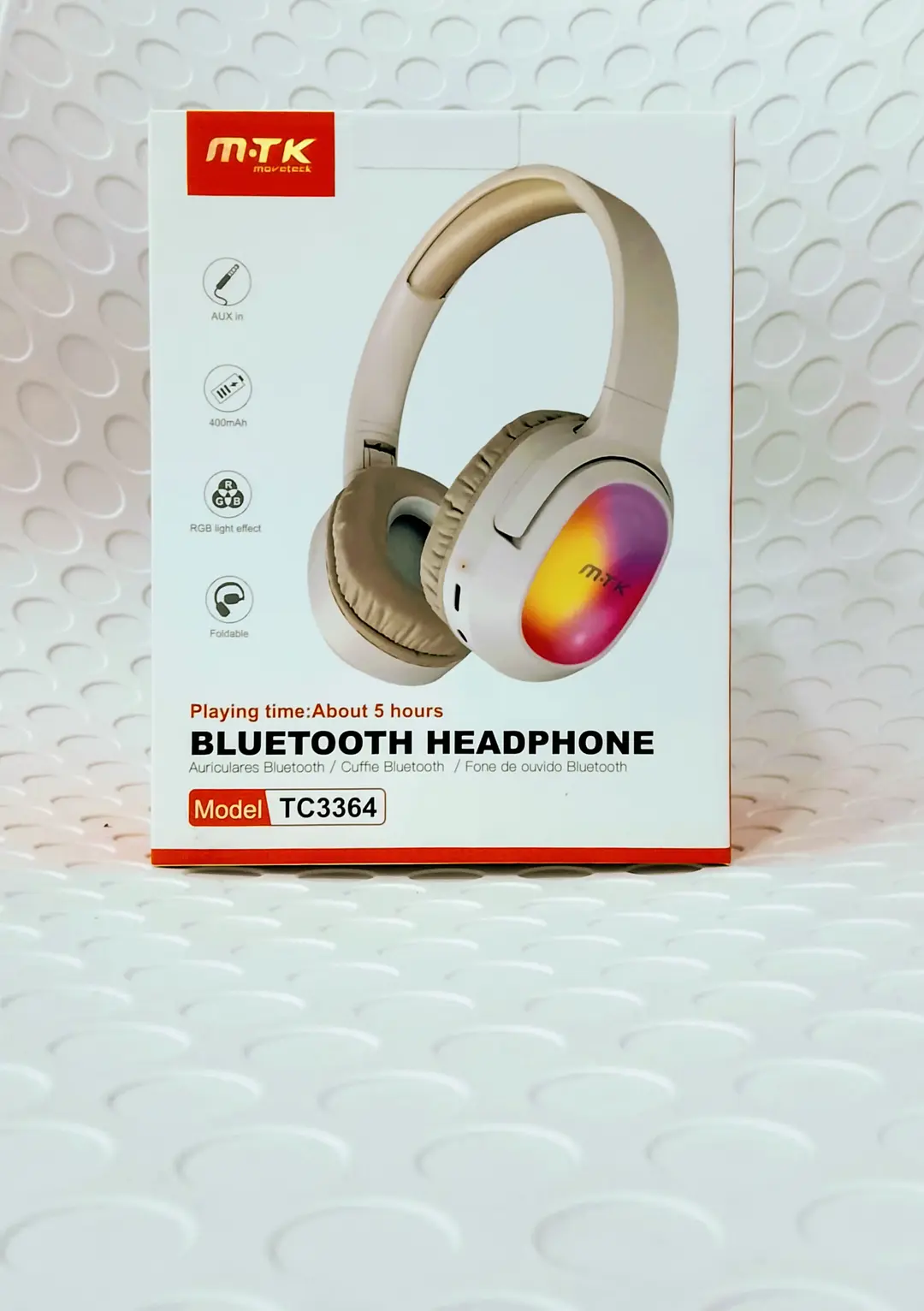 Headphones from MTK