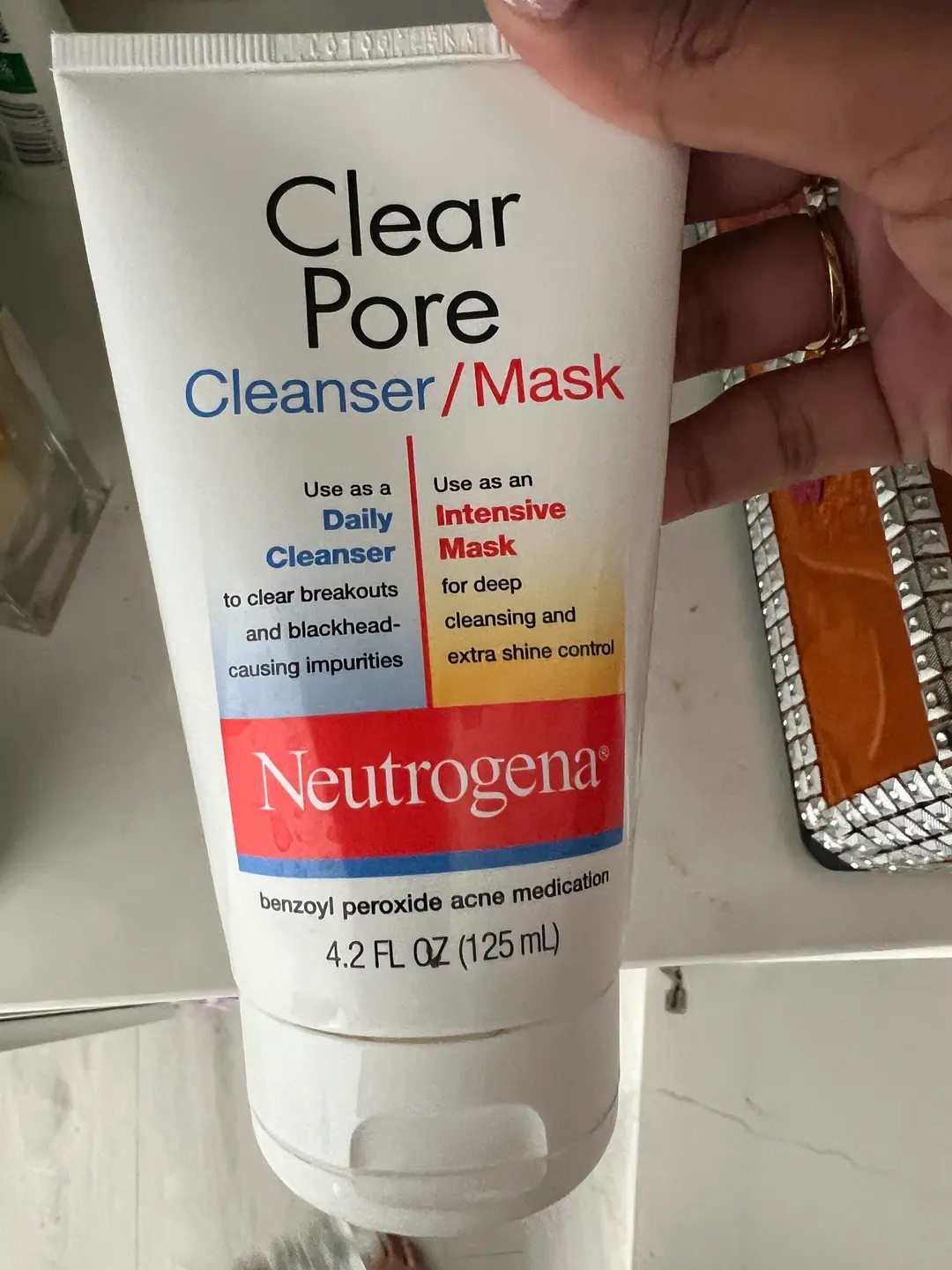Neutrogena clear pore benzoyl peroxide face mask wash
