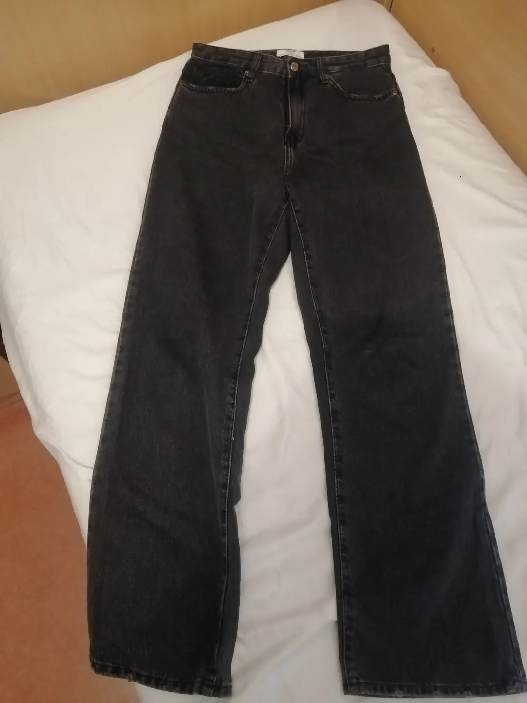 Jean gris foncé, taille 38