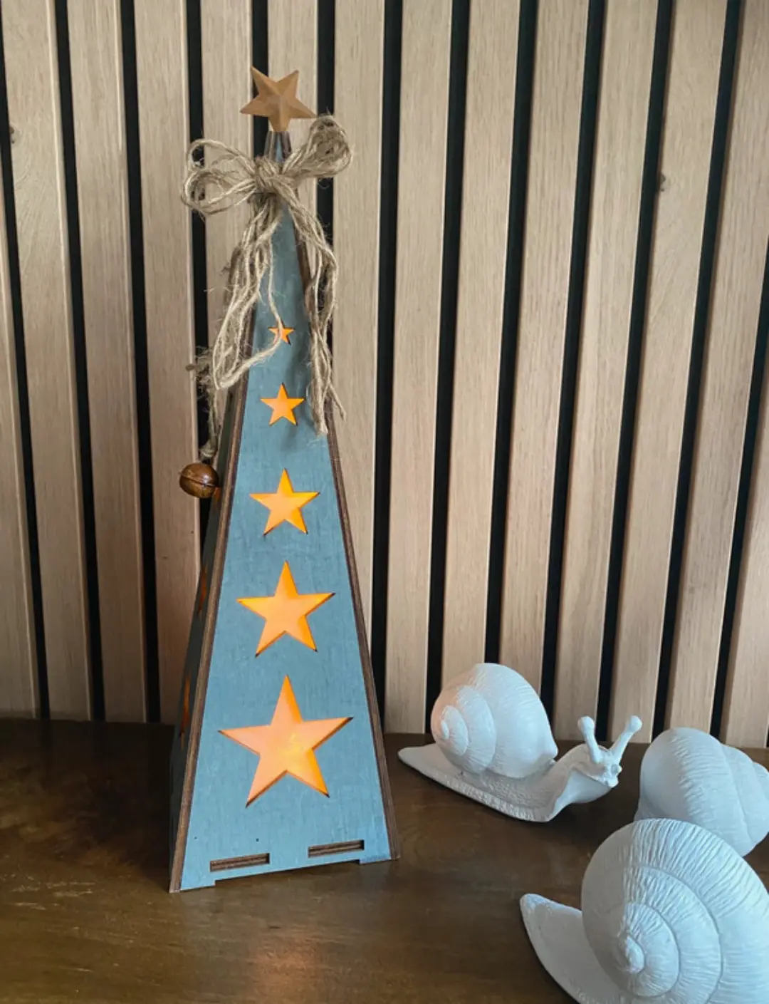 sapin de Noël en bois, lumineux