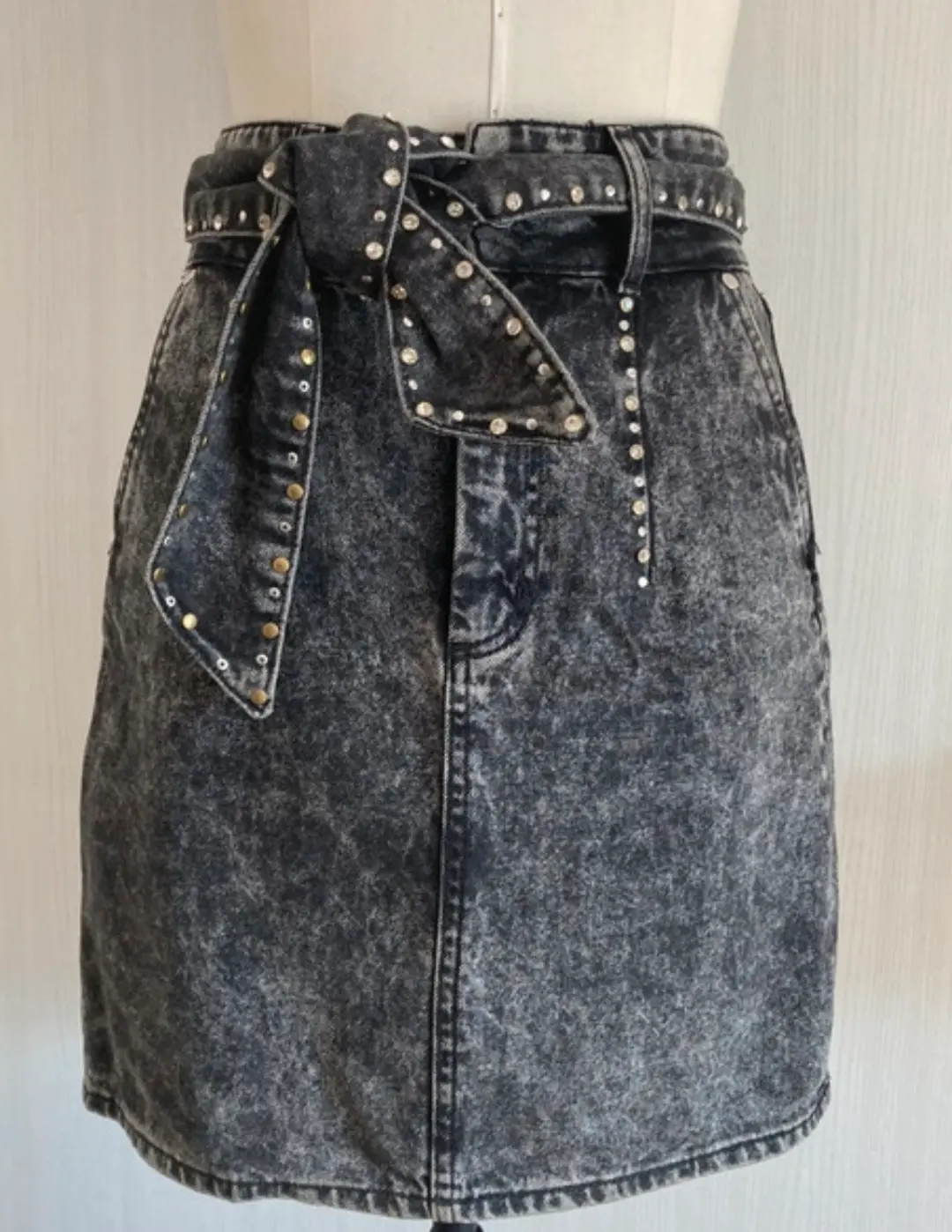 Jupe Sandro en jean prix 250€ Magasin -40% 