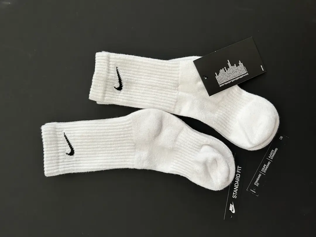 Nike everyday cushioned cotton crew Small socks 2-5 uk men woman kids junior gift present Christmas 2 pairs