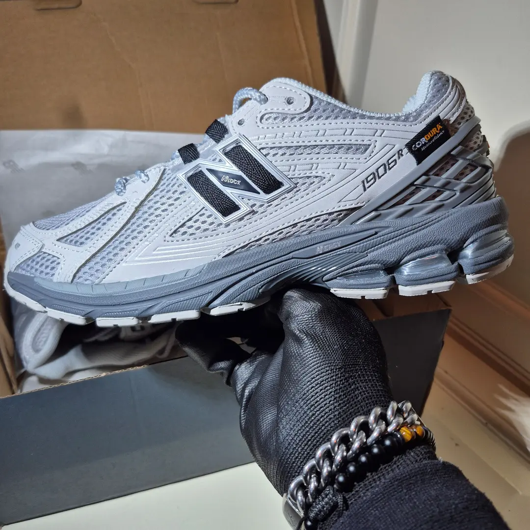 New Balance 1906R Cordura Grey Size UK 9