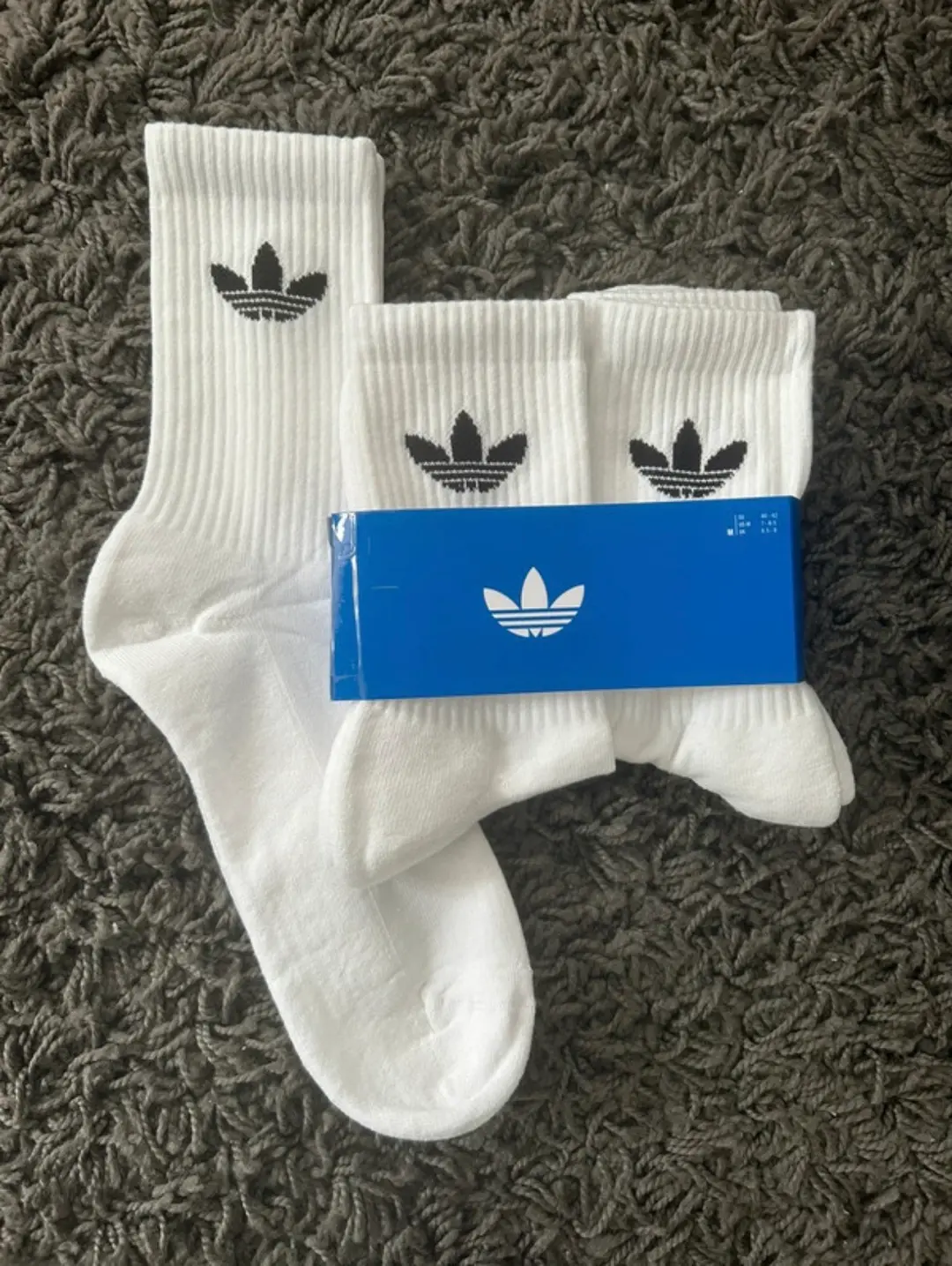 Adidas orginals cushioned cotton crew socks Medium 5-8 uk men woman teen gift present Christmas 2 pair pack 