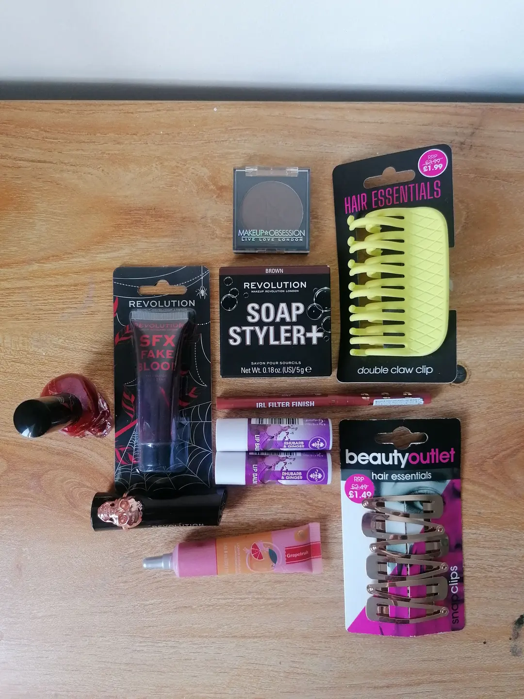 Mixed Beauty and Hair Bundle | Revolution, Makeup and Essentials