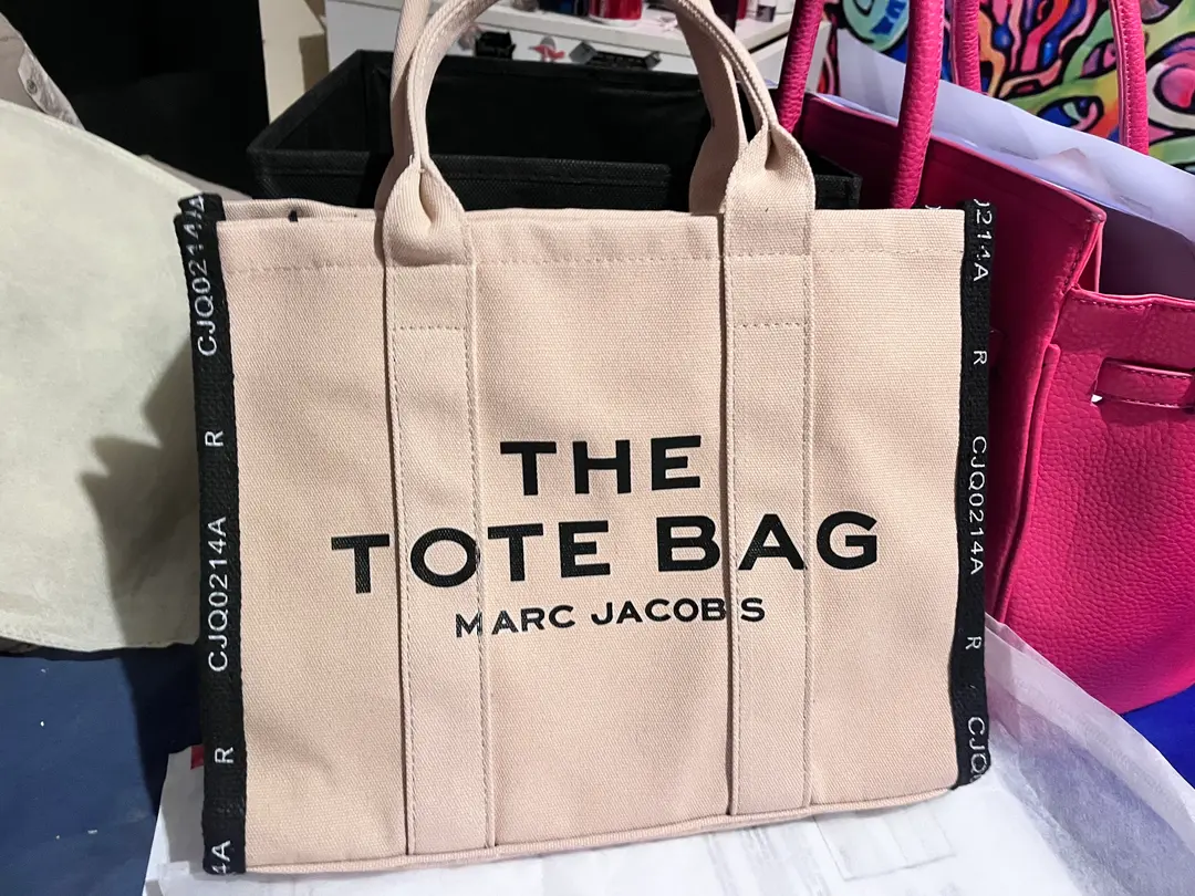 The Tote Bag - Marc Jacobs