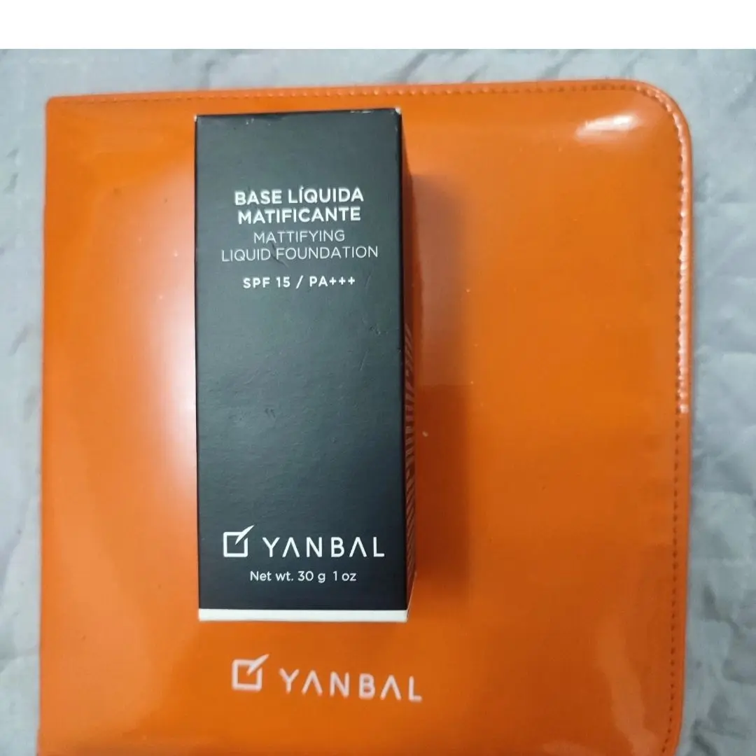 Fondotinta liquido Yanbal, base matificante con protección solar.
Tono 2 