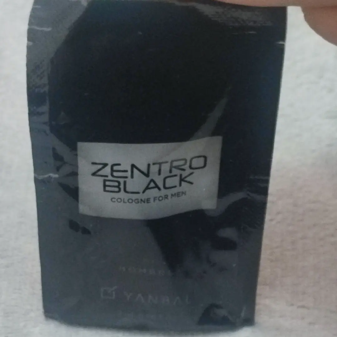  profumo Zentro Black di Yanbal.