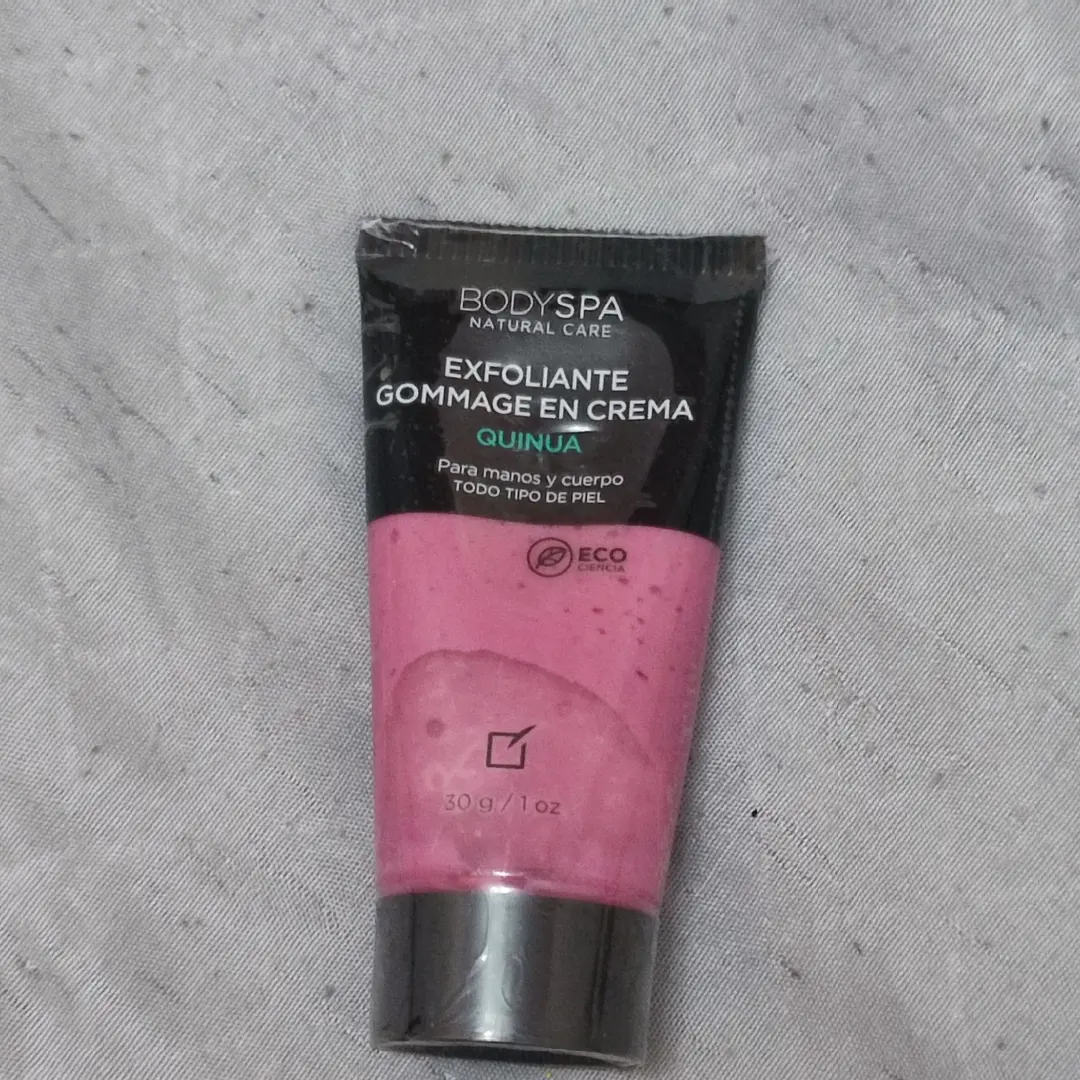 BODYSPA Esfoliante Gommage Crema QUINUA 30g